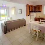 Apartman Sea Breeze Ena