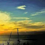 Sea Breeze Ena Apartman *