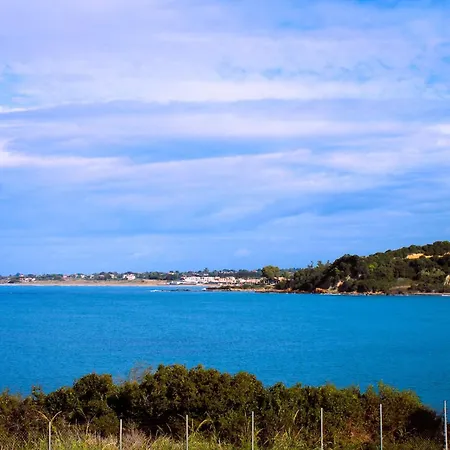 Sea Breeze Ena Korakochori