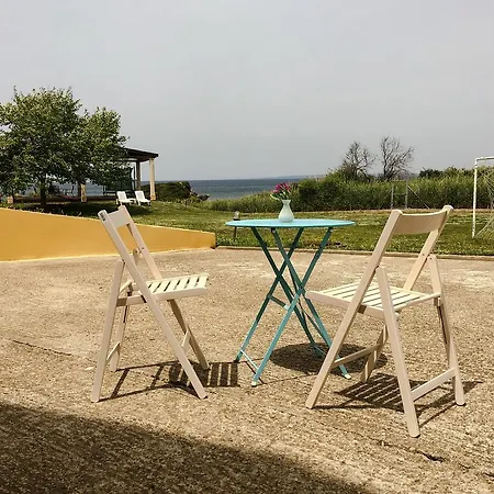 Sea Breeze Ena * Korakokhórion