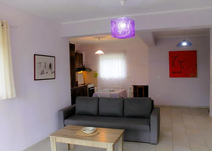 Sea Breeze Ena Korakokhórion