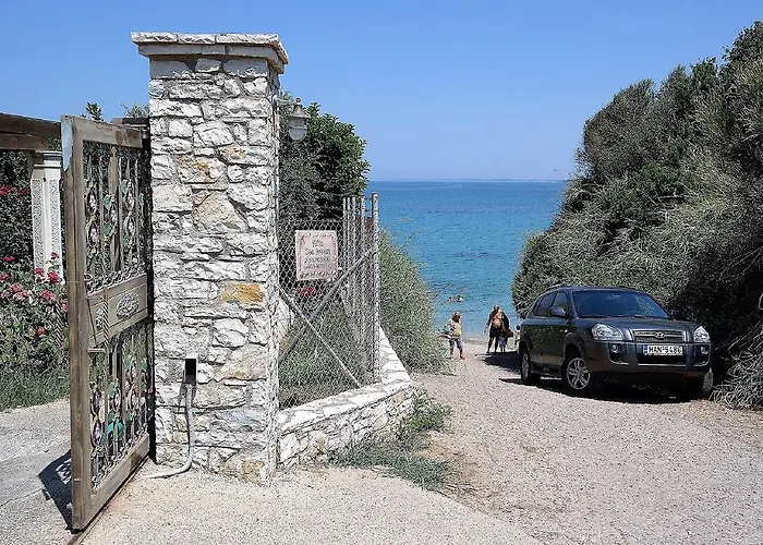 Apartment Sea Breeze Ena